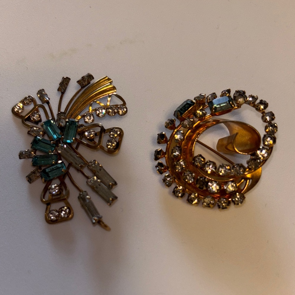 Elegant Gold and Silver Crystal Brooch Set